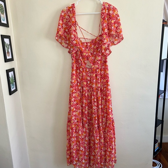 ASTR the Label Floral Cinched Bust Cutout Center Midi Dress - Picture 2 of 5